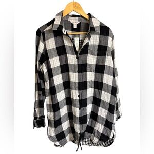 NWT Black and White Plaid Button-Up Shirt